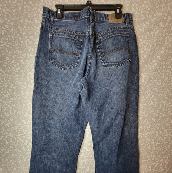 Izod Men's Blue Jeans - Picture 3 of 6